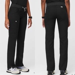 FIGS Kade Cargo Pant Scrubs Black size XL/P Nurse scrubs